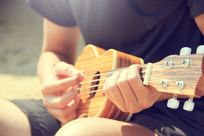 Das Ukulele-Spielen